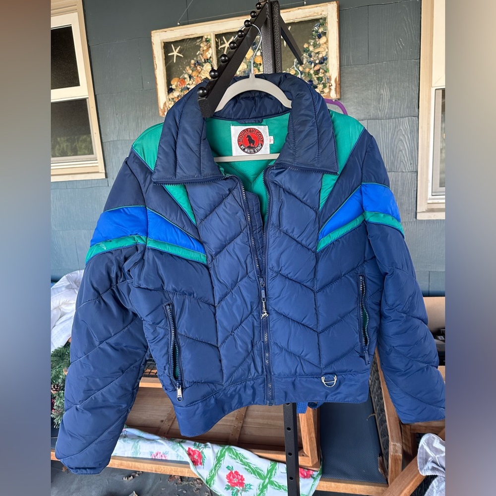 Vintage Mountain Goat White Stag Ski Jacket Size Men’s Medium Ski Puffer Jacket